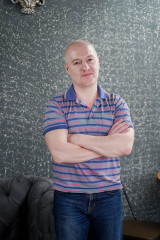 Андрей Серов