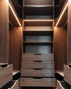 П-образная гардеробная П-образная гардеробная