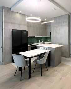 Угловая кухня с островом Угловая кухня с островом