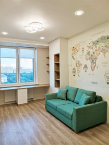 Детская встроенная система хранения с ТВ и рабочей зонами Детская встроенная система хранения с ТВ и рабочей зонами