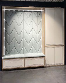 Прихожая с мягкой панелью  Прихожая с мягкой панелью