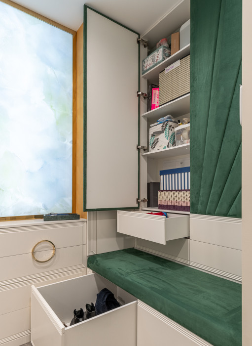 Прихожая с мягким элементом Прихожая с мягким элементом