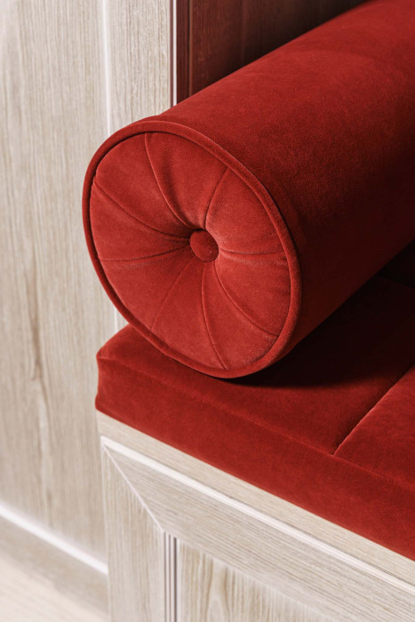 Прихожая из шпона с мягким элементом Прихожая из шпона с мягким элементом