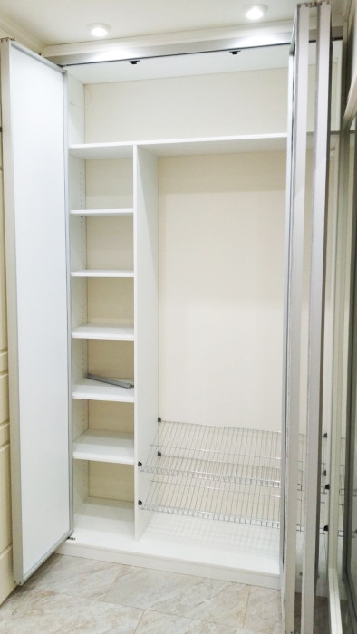 Шкаф угловой в прихожую c cистемой s1200 Шкаф угловой в прихожую c cистемой s1200